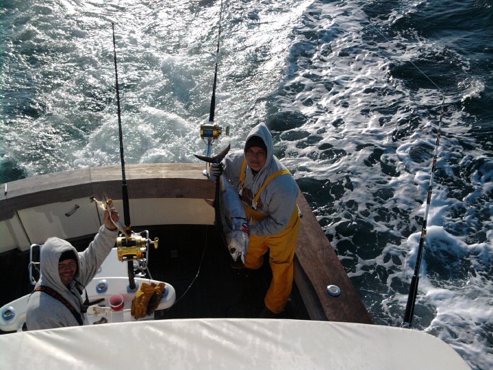 Chase-N-Fins Charters tranquilo charters, fishing in costa rica